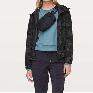 lululemon pack it up jacket incognito camo sz 6